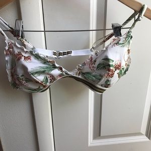 Bikini flowery top